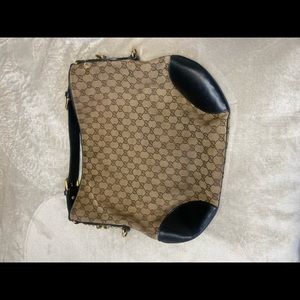 Authentic Gucci Vintage bag
